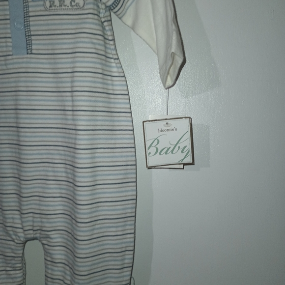 3 months Bloomingdales baby boy train footie outfit - Picture 4 of 6